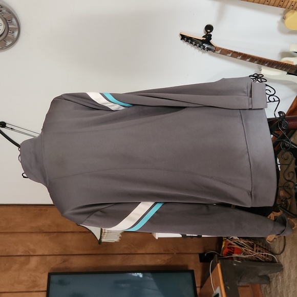 Made of Life Large zipup - Picture 4 of 4